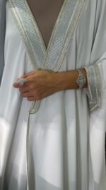 ELEGANT NEW BISHT - Image 16
